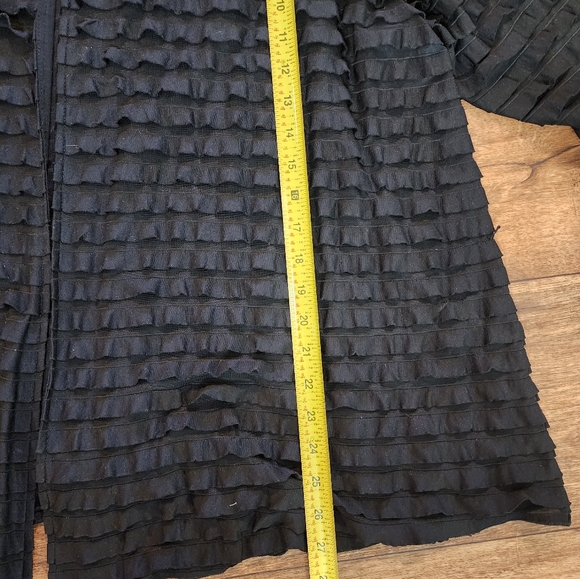 Autonomy Black Ruffled Jacket - Picture 6 of 6